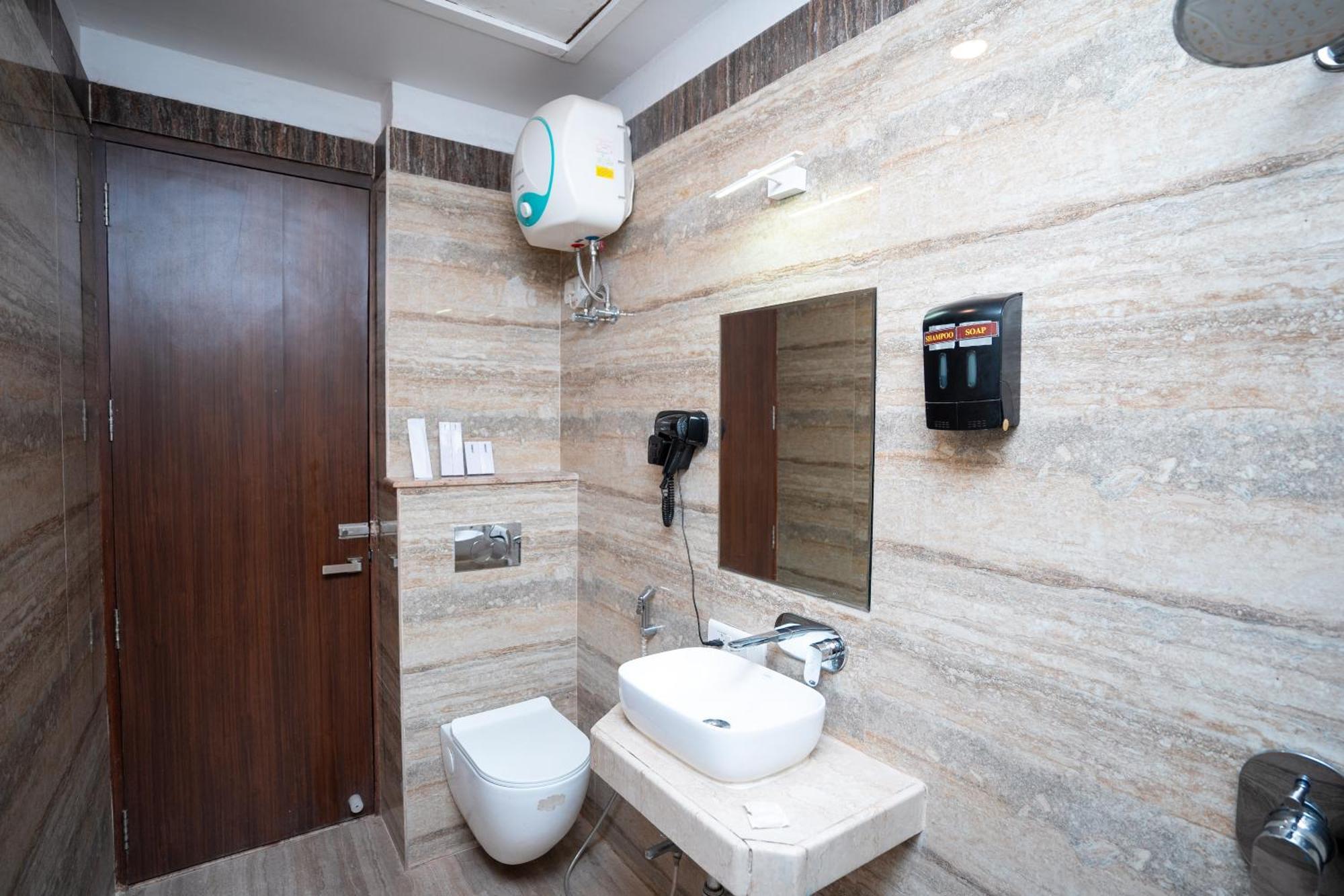 Hotel Radiance Courtyard Varanasi Ngoại thất bức ảnh