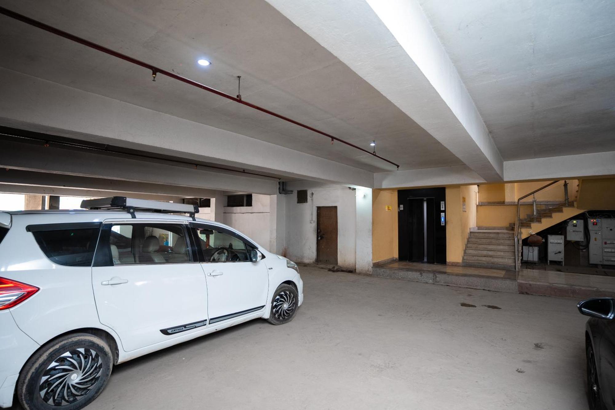 Hotel Radiance Courtyard Varanasi Ngoại thất bức ảnh
