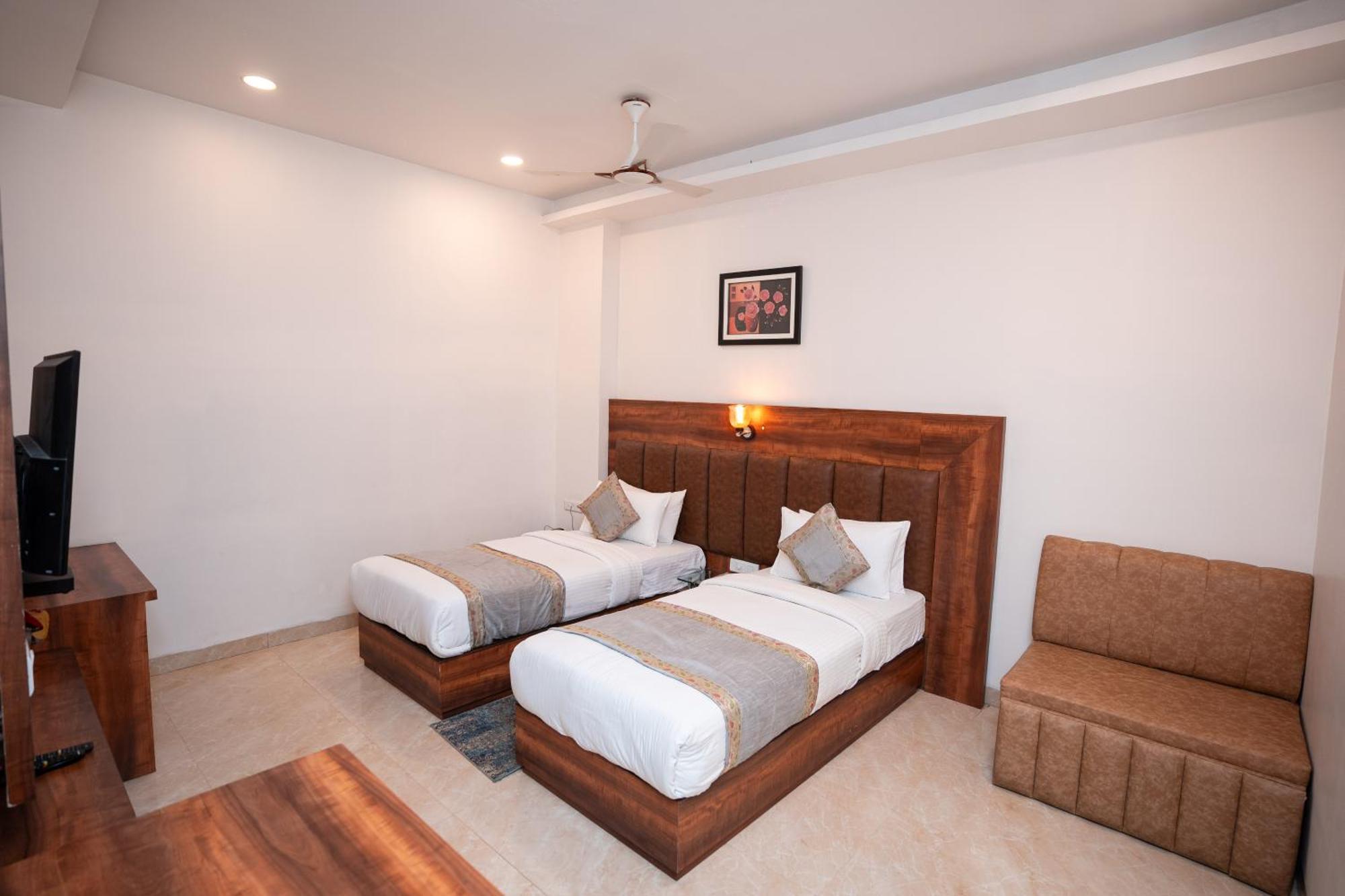 Hotel Radiance Courtyard Varanasi Ngoại thất bức ảnh