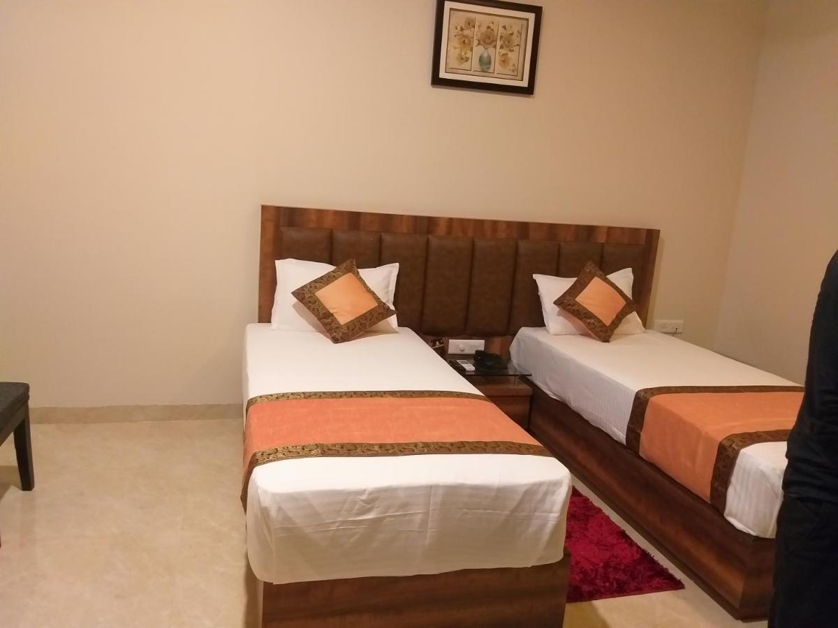 Hotel Radiance Courtyard Varanasi Ngoại thất bức ảnh
